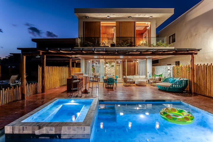 Casa de Luxo Beira-Mar | 7 Suítes em Milagres
